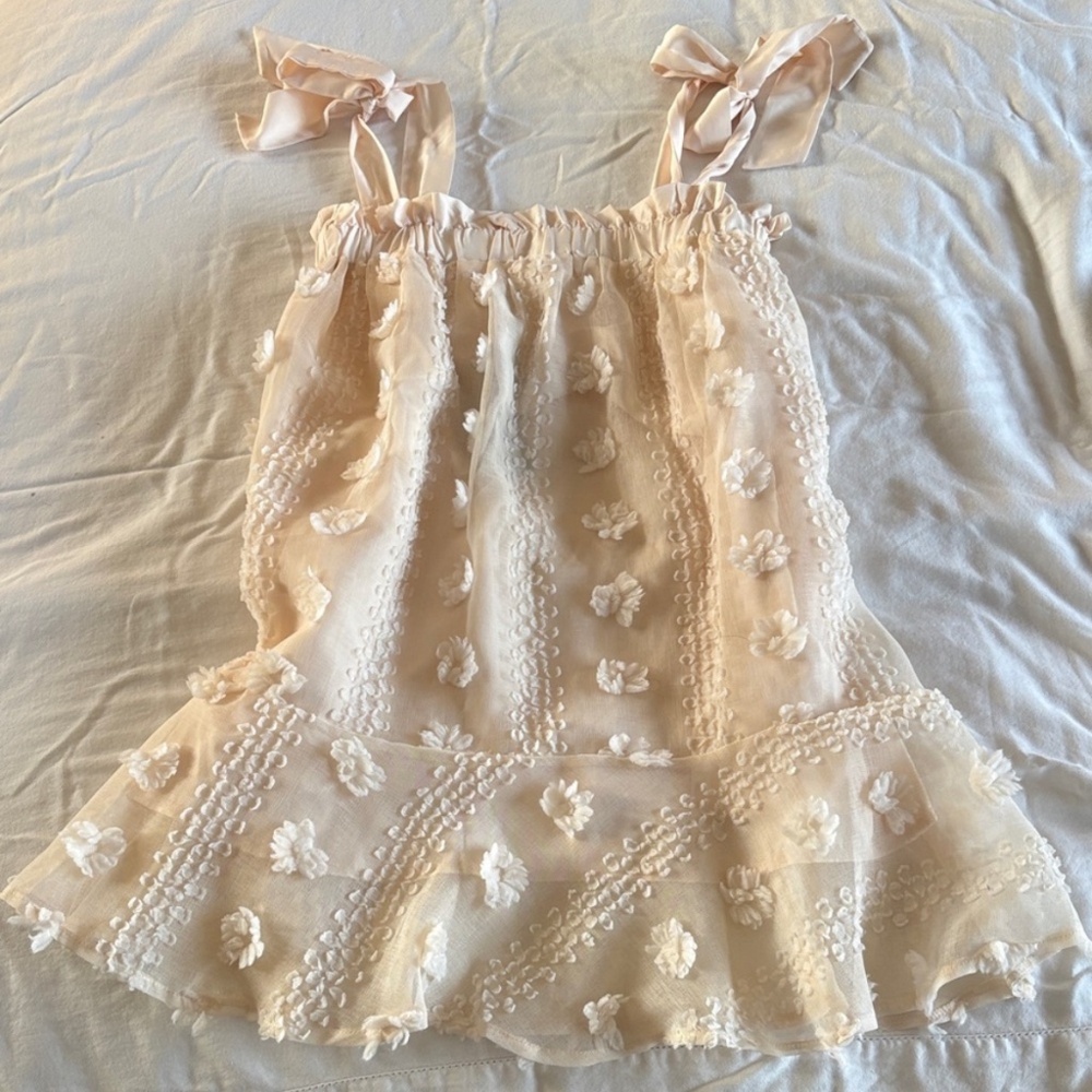 Elegant Cream Women’s dress